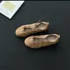 Zapatos de entrenamiento alemanes cómodos, transpirables, con suela blanda y diseño hueco para mujer, nuevos de verano 2026, zapatillas deportivas versátiles super populares, zapatillas de ballet