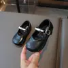 Zapatos para niña, zapatos pequeños de piel, mocasines de suela blanda, colección primavera/otoño 2026, zapatos para niño, bailarinas estilo princesa para bebé niña, punta fina