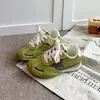 Zapatillas retro de estrellas para niños y niñas, zapatillas de entrenamiento rojas alemanas de moda para exteriores estilo Forrest Gump, suela blanda, talla 26, para primavera y otoño