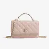 Bolso de Mano Cuadrado Pequeño Versátil de Moda 2026 Verano Nuevo Nicho Clásico Estilo Chanel Acolchado con Cadena, para Hombro y Cruzado