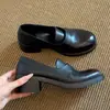 2026 Novos Mocassins Femininos Simples Vintage Elegantes Respiráveis com Salto Grosso Casuais
