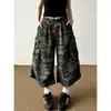 Pantalones de trabajo de mezclilla cropped estilo retro americano para mujer, shorts de pierna ancha con diseño de camuflaje suelto de cintura alta para verano