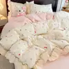 Juego de Cama Girly Heart de Cuatro Piezas Algodón Puro Todo Algodón Estilo Nuevo Funda Nórdica con Lazo Faldón de Cama Ropa de Cama para Dormitorio Juego de Tres Piezas