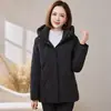Jaqueta de Penas com Capuz Feminina Genuína de Alta Qualidade, Comprimento Médio, Acolchoada, Quente, para Mães de Meia-Idade, Estilosa, Casual, Roupa de Exterior de Penas de Ganso