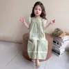 Conjunto Super Estiloso para Meninas Verão 2026 Novo Estilo Conjunto Estilo Coreano para Meninas Mais Velhas Conjunto de Duas Peças Sem Mangas de Verão para Crianças