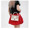 Bolso Pequeño Cuadrado Retro Nuevo para Viajes de Otoño e Invierno, Gama Alta, Lujo Ligero, Versátil para Uso Diario, Bolso de Hombro y Cruzado, Bolso de Mano Clásico
