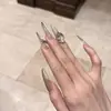 Armadura de mano sentido avanzado hecho a mano ins explosiones diamante roto mariposa uña piezas de uña al por mayor uñas portátiles