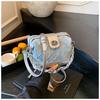 Bolsos de Alta Gama Transfronterizos para Mujer Verano 2025 Nuevo Bolso Bandolera de Moda Estilo Coreano Cadena de Mano Clip Bolso Dorado