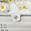Exquisitos parches de flor de lentejuelas y cuentas hechos a mano para bolsos, accesorios de bricolaje, decoración de moda, directo del fabricante, disponibles para venta al por mayor