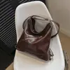Bolso de Hombro Grande de Estilo Retro para Viajes Diarios, Versión Coreana para Mujer, Nuevo Versátil Ins Bolso Tote para Mujer