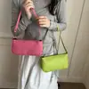 Bolso Sencillo de Color Sólido para la Axila para Mujer 2026 Nuevo Estilo de Verano Bolso de Mano Bolso para la Axila Elegante con Patrón de Piedra Bolso de Hombro para Viajes