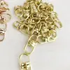 Fábrica de Origen de Broches Giratorios de Figura de Ocho, Galvanizados en Tres Colores, Opcional con Esmalte Sellado, Paquete de 50 Llaveros para Joyería de Aleación de Zinc