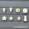 Raíz de asta blanca de alta porcelana pay tres vías estrellas zaki cuentas sueltas pintadas a mano accesorios de juego de texto Pulsera de cuentas DIY lote