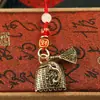 Nuevo Llavero de Recogedor y Escoba de Dragón y Fénix, Recogedor de Moneda de Cinco Emperadores de Latón Antiguo, Colgante de Llave Tejido a Mano