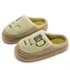 Nuevas Zapatillas de Algodón con Oso de Dibujos Animados para Mujer Invierno Engrosadas Felpa Suela Gruesa Antideslizantes para el Hogar Interior Cálidas Zapatillas de Pareja