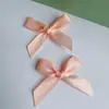 Pinza para el cabello con lazo de cinta de satén de 1 cm Accesorios DIY Cinta Textil Ropa Accesorios Tejido A mano Anudado a máquina En stock Estilo Pequeño Chanel