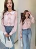 Em estoque tiro real rosa coração de menina jovem ~ Gola Peter gravata borboleta camisa de manga comprida solta micro transparente camisa pequena feminina