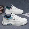 Sapatos Masculinos 2026 Outono Novo Solado Macio Antiderrapante Esportivo Casual Sapatos Brancos Tendência Moda Painel de Couro Sapatos BB1029