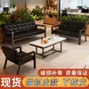 Conjunto simples de sofá e mesa de centro para escritório comercial, espesso e durável, adequado para recepção e sala de espera, sofá de couro de três lugares com estrutura de aço