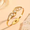 Versátil Transfronterizo Acero Inoxidable Electrochapado al Vacío Joyería Flor Pequeña Patrón de Ojo Varios Brazaletes para Mujer Brazaletes de Diamante