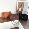 Bolsa transversal feminina da moda de nicho, nova bolsa de ombro com corrente outono/inverno, bolsa de ombro elegante e versátil