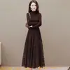 Vestido Base Engrosada para Mujer 2025 Principios de Primavera, Otoño e Invierno Nuevo Vestido de Punto Largo por Encima de la Rodilla que Reduce la Edad