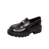 Novo Estilo para Inverno e Primavera~ Nova Primavera Couro Macio Moeda de Ouro Estilo Britânico Bico Redondo Slip-on Sapatos Loafers Preguiçosos de Couro