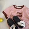 Camiseta de Manga Corta para Niños 2024 Verano Nueva Niños y Niñas Bordada Camiseta con Estilo Coreano Marca de Moda Combinable Camiseta a Rayas