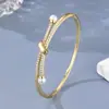 Pulseras de Diseño de Nicho de Lujo Accesible Europeas y Americanas de Venta Caliente Transfronteriza, Pulseras Elegantes Personalizadas, Accesorios de Mano Simples y a la Moda