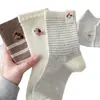 Nuevos Calcetines de Media Caña de Algodón Peinado Bordados de Cachorro de Dibujos Animados Lindos para Primavera Temprana Venta al por Mayor Estilo Coreano Versátiles de Moda