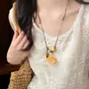 Collar de Flor de Resina Amarillo Dopamina para Mujer, Nuevo Estilo Étnico Chino de Verano, Colgante Largo para la Costa, Accesorio de Ropa