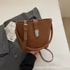 Bolso Cubo Estilo Francés para Mujer 2026 Nuevo Color de Moda Bolso de Hombro con Bloques de Color Bolso de Mano de Nicho para Viajes Diarios Bolso Pequeño Cruzado para Mujer