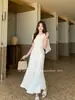 Se White Label - "Luz de Luna Blanca" Es Tan Hermoso~ Vestido Adelgazante de Retazos de Satén Cortado al Sesgo 88678