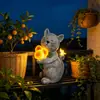Manualidades Creativas de Resina Adornos Luminosos Solares, Gato Simulado Sosteniendo Girasol, Decoraciones para Jardín al Aire Libre