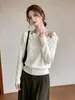 Top de punto estilo francés, suave, de un solo hombro, con cuentas y amarre al frente para mujer, perfecto para principios de otoño, con un corte sofisticado y favorecedor, y un diseño de hombro descubierto