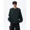 Sudadera con cuello redondo y remaches de estrella de metal para hombre, top de otoño de talla grande moderno de corte holgado para adolescentes con un look genial y elegante
