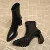 Botas de Cano Curto Bico Fino para Mulheres Outono/Inverno 2026 Salto Grosso Plataforma Impermeável Petite Botas Slim Francesas com Zíper nas Costas Botas Femininas Elásticas