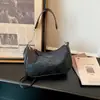 Bolsa de Corrente Casual de Alto Valor para Trajeto de Nicho Transfronteiriço Feminina de Grande Capacidade para Trajeto Ombro Único Bolsa de Braço Bolsa de Mão Fosca