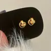 Pendientes Minimalistas de Moda Lujo Ligero Gama Alta para Viajantes Diarios con Diseño de Giro Personalidad Temperamento Nicho Versátiles