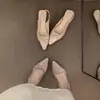 Sandálias Fechadas Apontadas de Salto Baixo Estilo Francês Roxo Claro para Mulheres, Sapatos de Camurça Verão 2026 para Combinar com Saias, Sapatos de Caminhada com Costas Abertas