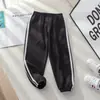 Nueva Colección de Verano 2026 para Niñas: Pantalones cortos y Pantalones. Venta de liquidación. En stock, se envía dentro de 48 horas