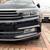 Adequado para Volkswagen Magotan Passat B8 2016-2019 Lâmina de Vento Dianteira Lanterna de Nevoeiro Adesivo de Carro Acabamento Modificação