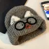 Bonito gorro de punto con orejas de gato para mujer, perfecto para otoño e invierno, te mantiene abrigada y hace que tu cara se vea más pequeña. Presenta ojos de gato de dibujos animados y orejeras