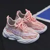 Nuevos Zapatos Deportivos Infantiles para Primavera y Otoño, Suela Gruesa y Suave, Transpirables y Resistentes al Desgaste, Zapatos de Coco para Niños y Niñas, Zapatos de Malla para Niños Mayores