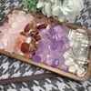 Atacado flor de goma vermelha natural em pó cristal ametista branco * pedra bruta bicônica ametista branca transparente amarelo total acessórios DIY pingente