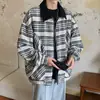 Jaqueta de lapela listrada em preto e branco para primavera e outono para homens, casaco casual versátil de zíper com corte solto, estilo retrô japonês de rua