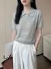 Polo Dulce de Tencel con Cuello Floral Hueco y Exquisito Diseño de Encaje, Top Transpirable y Amigable con la Piel para Primavera y Verano