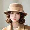 Chapéu coco de lã outono e inverno para mulheres, estilo retro francês britânico, chapéu bucket de copa reta, afina o rosto, chapéu versátil e moderno