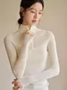 Qiaomi STUDIO Yangtzé Lã Fina Máquina Importada Sem Costura Integrado Gola Alta Meia Camada de Base Top Feminino