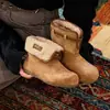 Zapatos de Algodón de Moda para Niños de Talla Mediana a Grande 2026 Otoño/Invierno Nuevo Estilo Aterciopelado Engrosado Cálidos Botas de Nieve de Moda Individuales de Doble Uso para Niñas